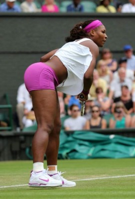 Descuidos y fotos de Serena Williams que subieron la temperatura dentro y fuera de la cancha